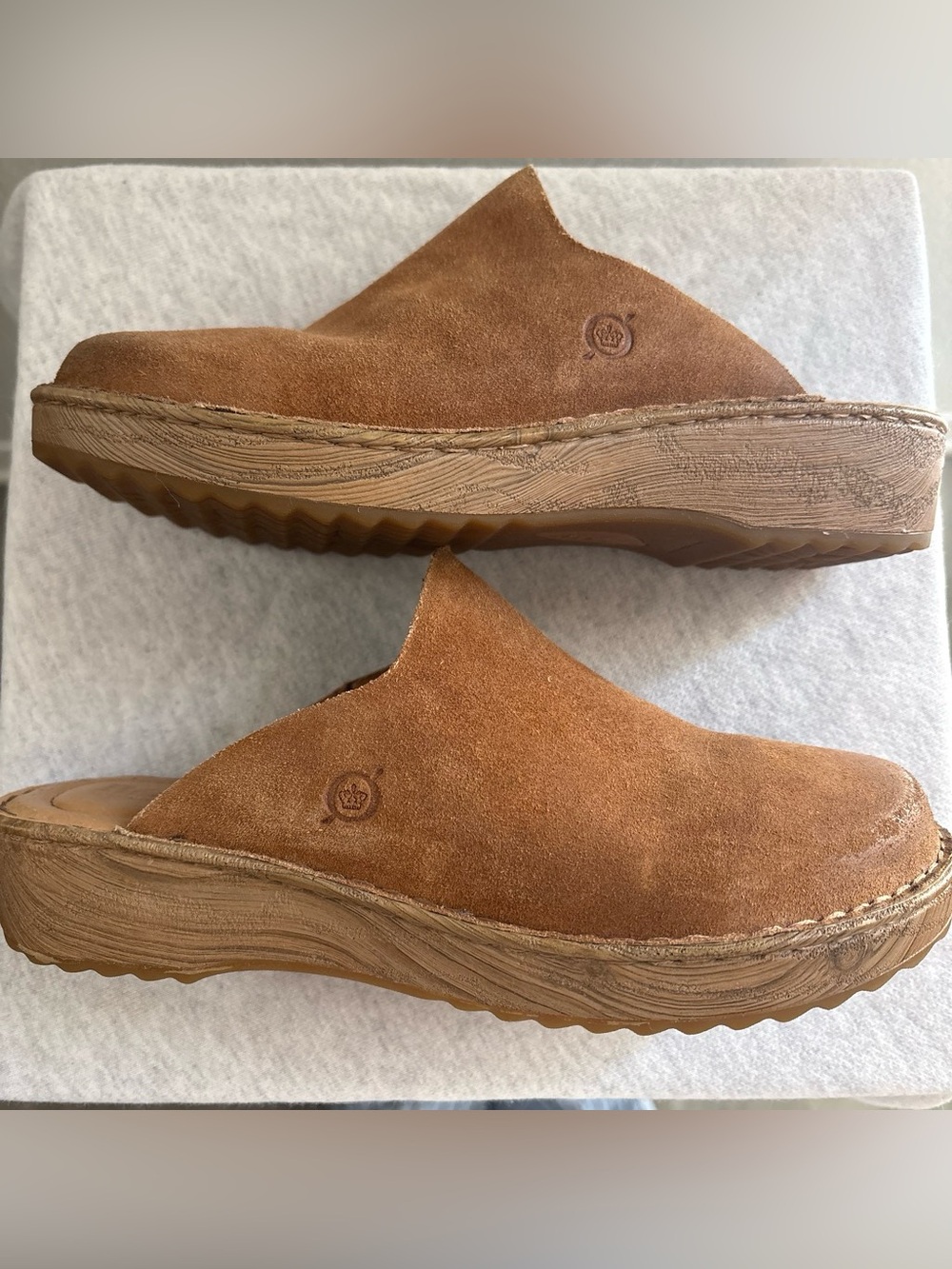 Born Women's Tan Suede Slip-On Clogs - Picture 3 of 7